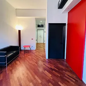https://whouse-indipendenza-apartament.emilia-romagnahotels.net