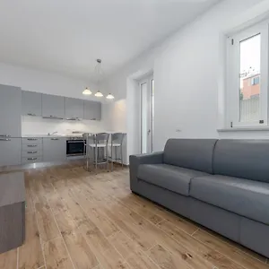 https://casa-da-suite-diodora.italymilanhotels.net
